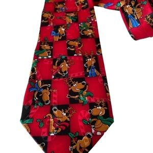 Yule Tie Greetings Tie by MMG Corp Hallmark licensing Reindeer with Scarves